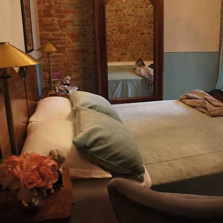 Casa Dellatorre Bed & Breakfast