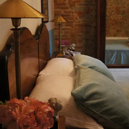 B&B Casa Dellatorre 알바