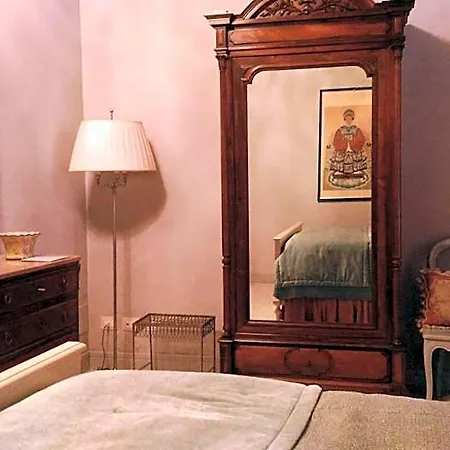 Casa Dellatorre Bed & Breakfast Alba (Piedmont)