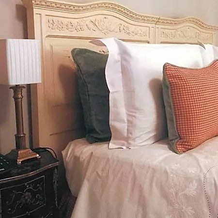 Casa Dellatorre Bed & Breakfast 3*