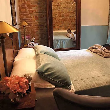 Bed & Breakfast Casa Dellatorre Alba (Piedmont)